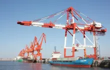Gallery Gallery 4 2 pl16555741_ship_to_shore_port_container_crane_portal_harbour_quayside_container_crane